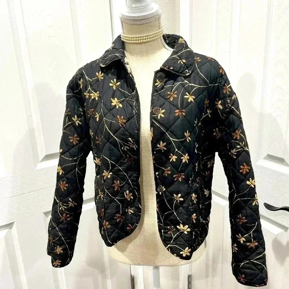 Reversible Quilted floral button front Jacket 100% silk with pockets - Picture 2 of 15